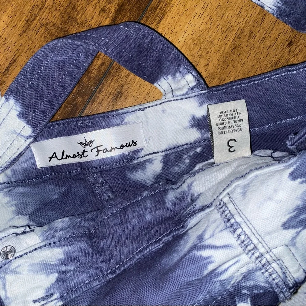 Overalls - Picture 3 of 7